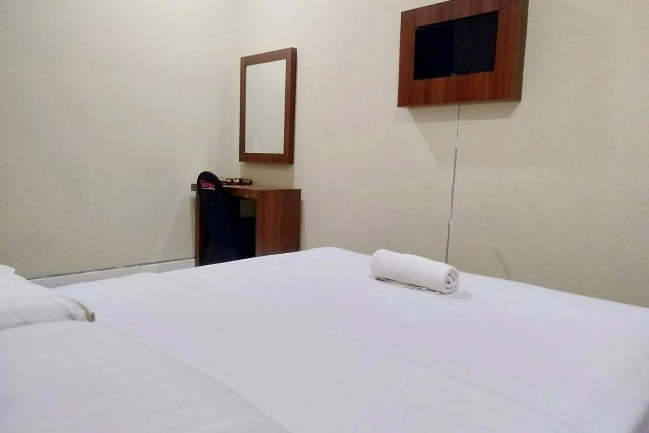 Hotel Shafira Pariaman Syariah Mitra Reddoorz Ngoại thất bức ảnh